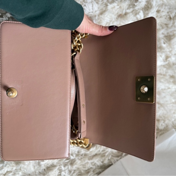 Chanel Lambskin Boy Bag - good condition - Picture 5 of 11